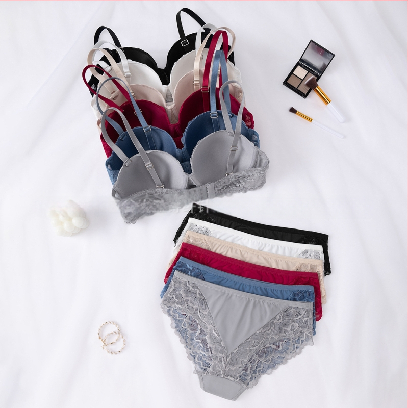 Set de sutiene și chiloți, confortabil, cupe nemodelate, push-up, din nylon cu căptușeală elastan