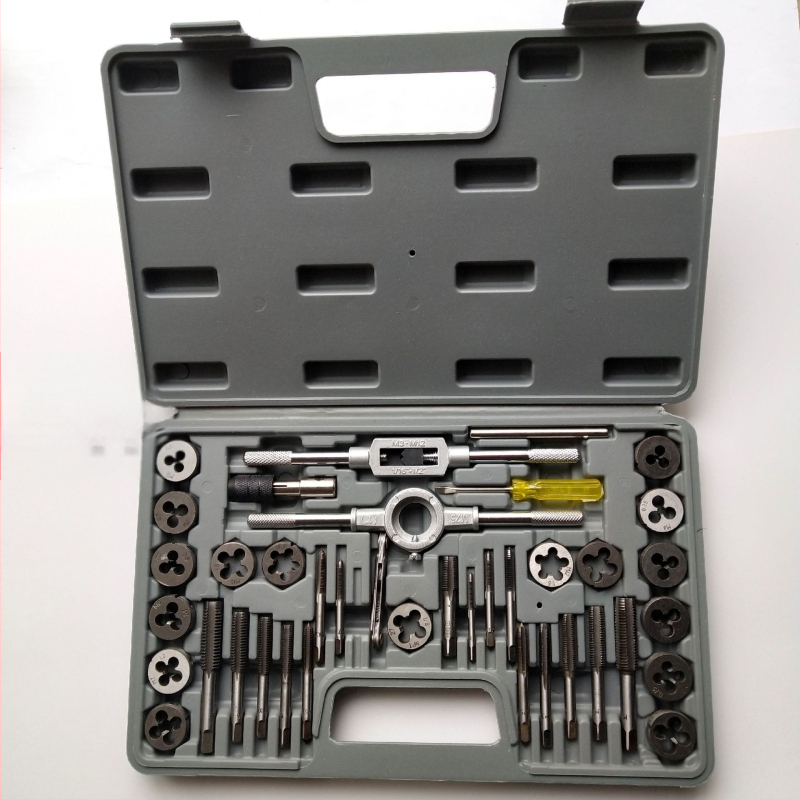 Set de 40 piese pentru filetare – metric și inch