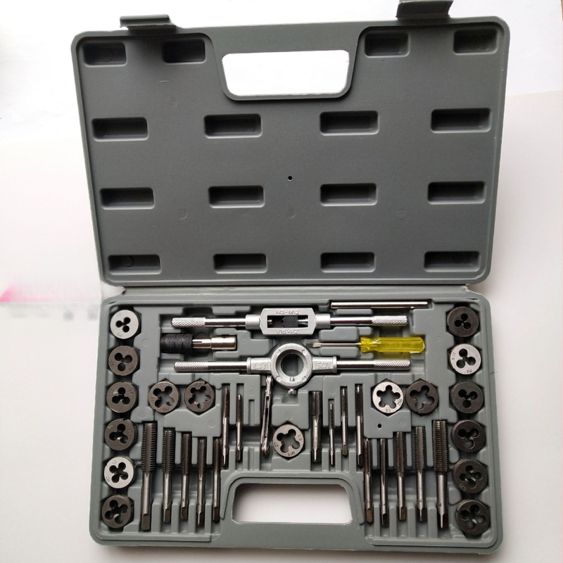 Set de 40 piese pentru filetare – metric și inch