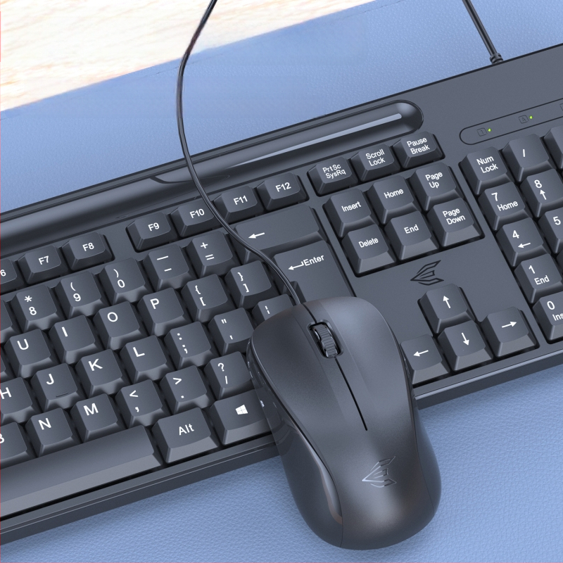 KM100 USB-s kábeles billentyűzet- és egérszett asztali számítógéphez és laptophoz