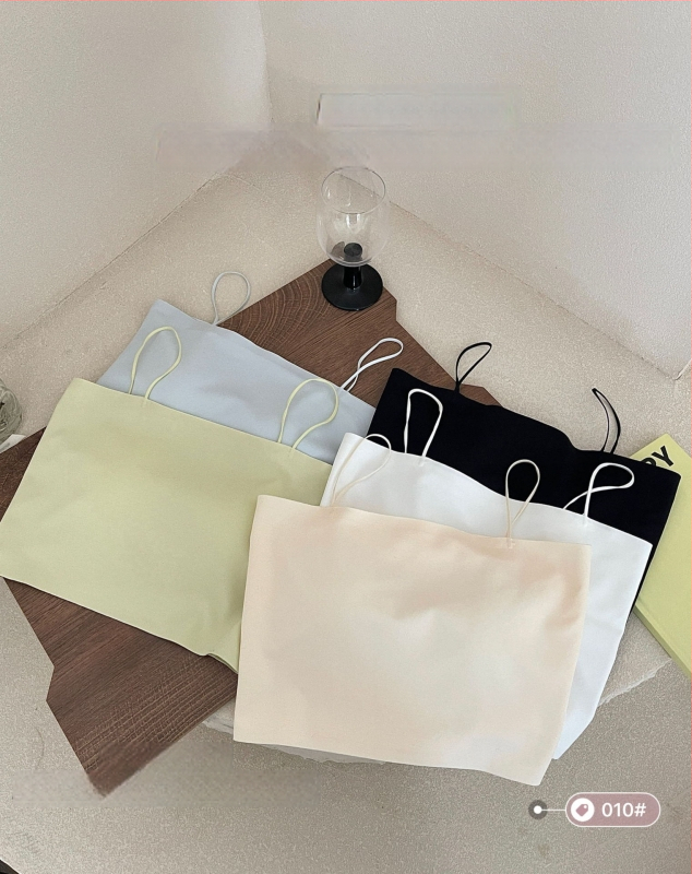 Nyári nejlonból készült varrat nélküli női camisole, vékony pántokkal, szép hátsó rész, egyrészes cső-top fehérnemű
