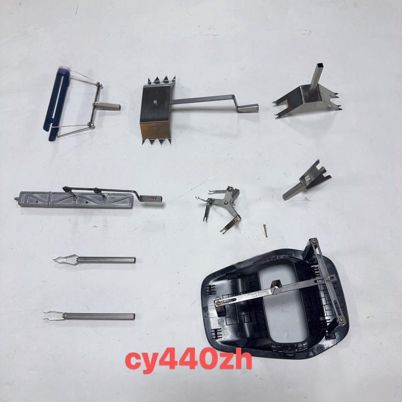 CY437–441zh sorozat: permetezős festés és elektrogalvanizálás kiegészítői, akasztók és képernyőhálók