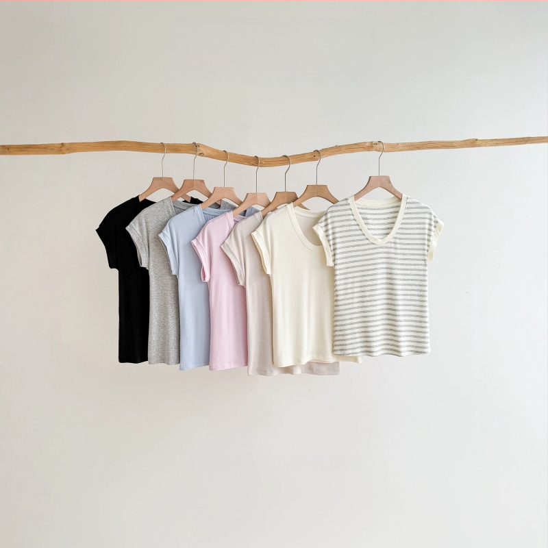 Tricou damă de vară din amestec mătase-lână, Tencel Modal, Slim Fit, guler în formă de U, umeri căzuți