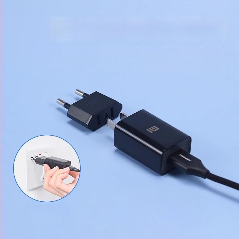 Adaptor priză UE către SUA, 4.0 mm, de la două contacte rotunde la două contacte plate