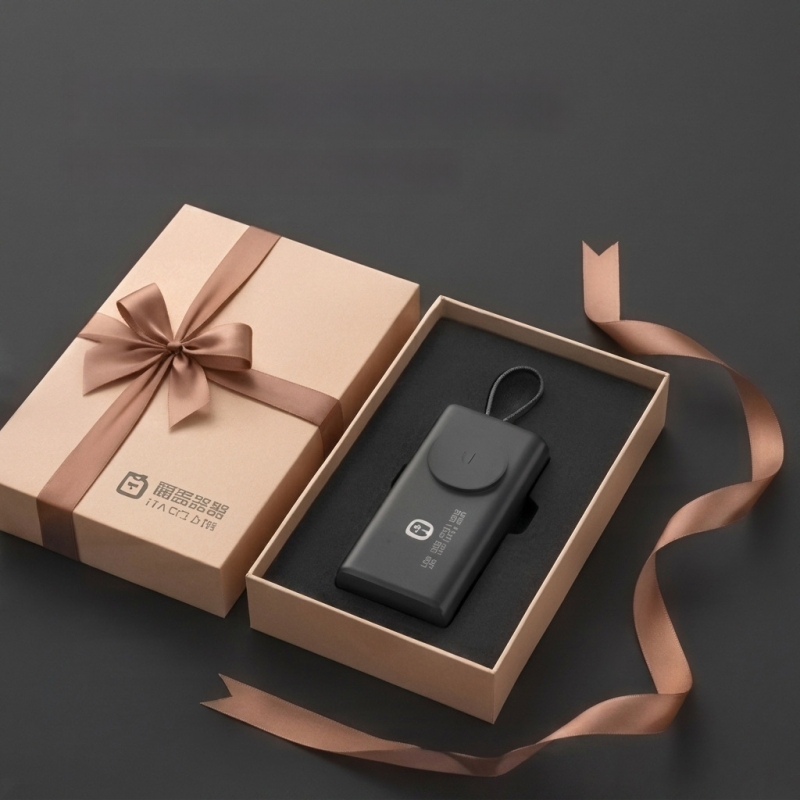 Power bank mini certificat 3C, 5000mAh, compact și ușor de purtat în buzunar, tail plug, calitate inteligentă