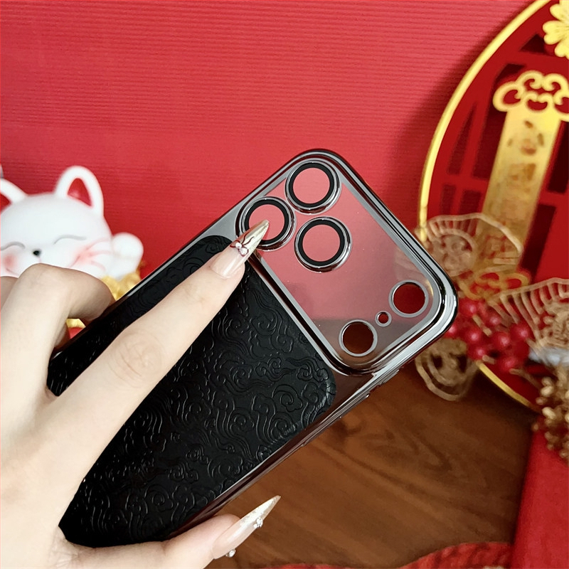 Carcasă iPhone 17 Pro Max – Piele premium, husă protecție în stil lux ușor, anti-cadere, accente electroplate, stil Anul Nou Chinezesc