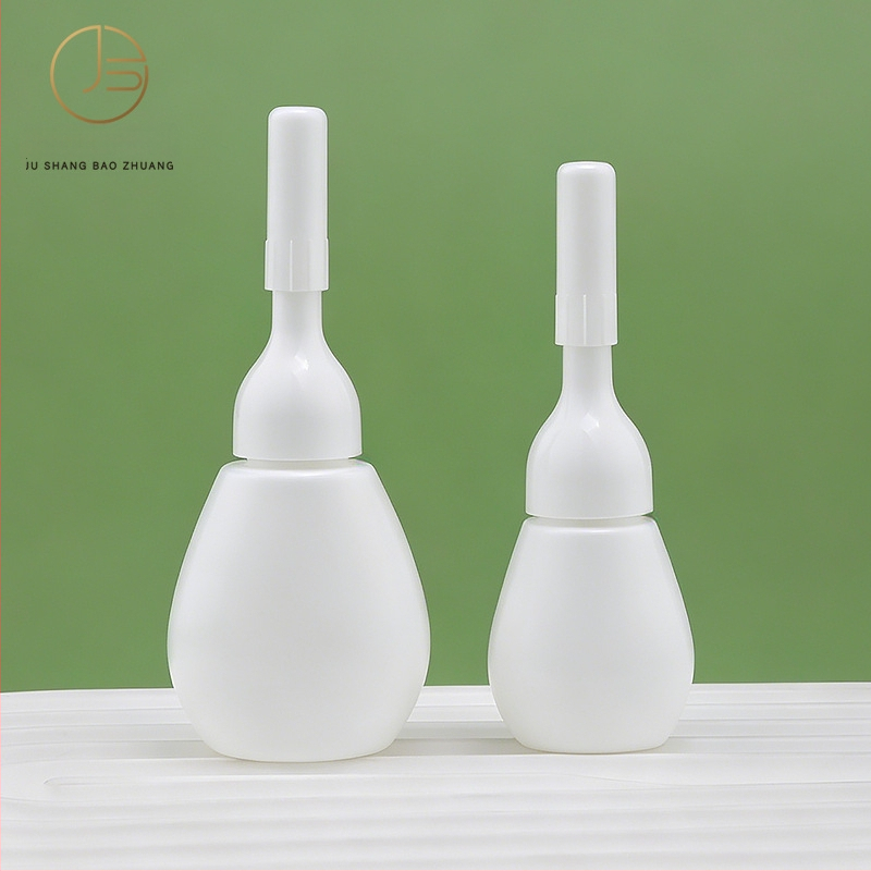 Sticlă albă din plastic PE pentru picături oftalmice 5 ml; recipient dozator cosmetic 10 ml pentru loțiune/essence – ambalaj de probă