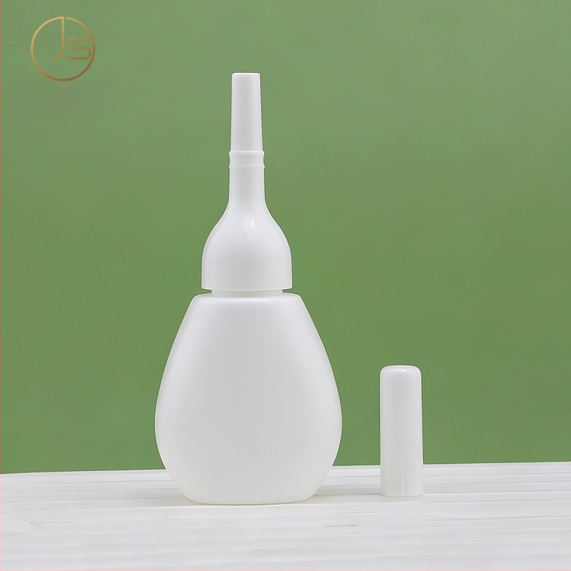 Sticlă albă din plastic PE pentru picături oftalmice 5 ml; recipient dozator cosmetic 10 ml pentru loțiune/essence – ambalaj de probă