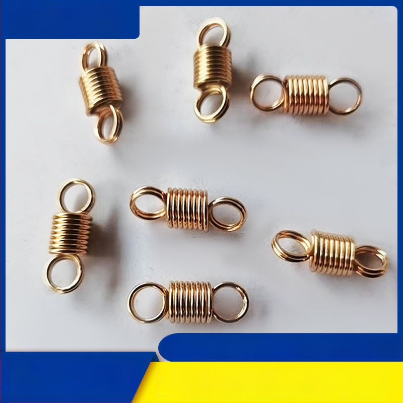 Breloc auriu deschis cu arc extensibil - componente hardware neconvenționale în diverse culori