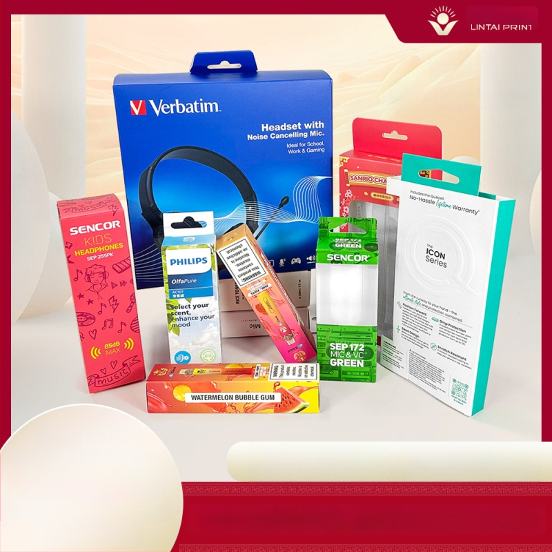 Cutie de ambalaj cosmetic personalizată, cu fereastră, carton alb, imprimare laminată, logo