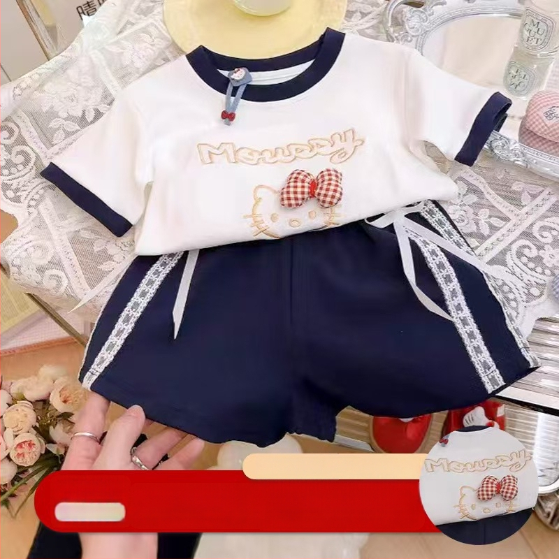 Set pentru fete din 100% bumbac, cu mâneci scurte, tricou brodat cu funda și șorturi