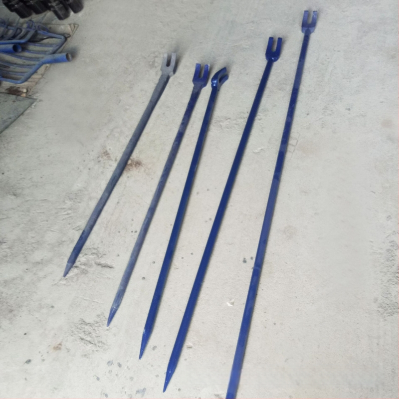 Track spike lifting tool with claw crowbar, open-head pry bar, 1.5 m long