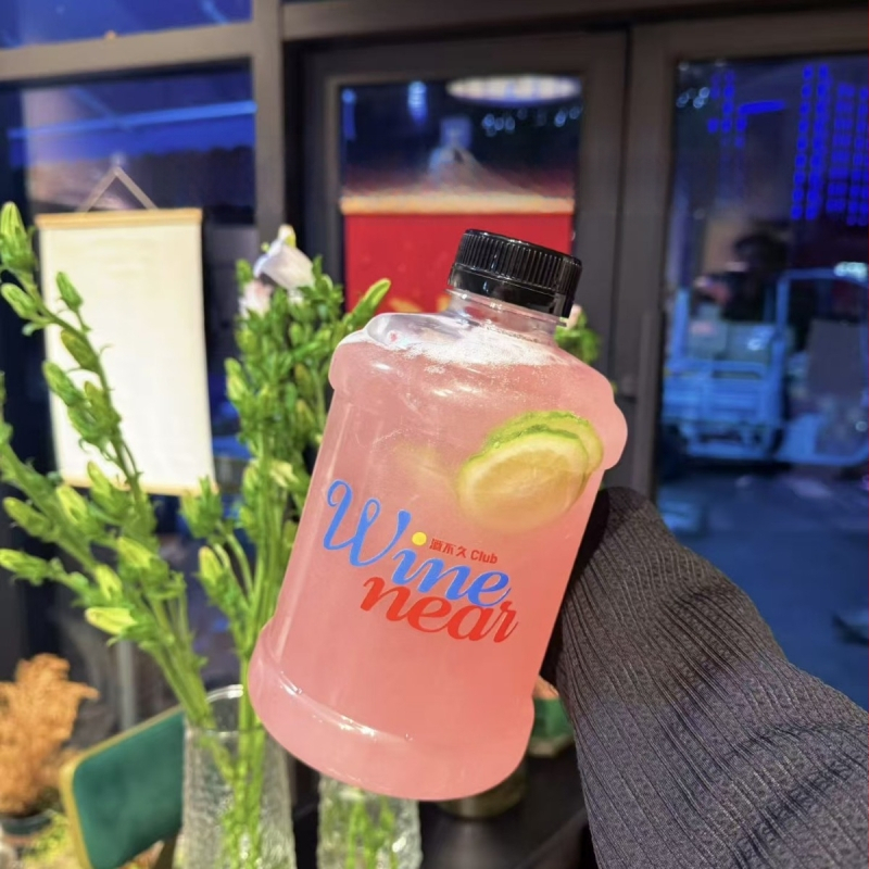 Sticlă PET de 1,5 L cu gură largă, pereți groși, sticlă goală pentru băuturi