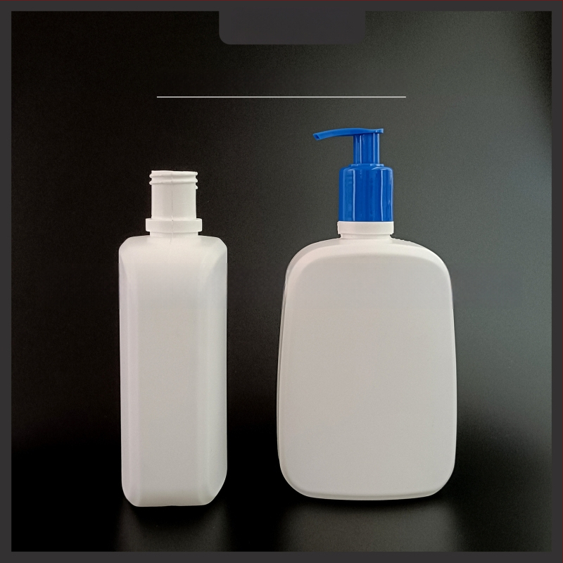 Ambalaj cosmetic Phaeton: sticlă de 500 ml cu dozare dublă, pompă apăsare, pentru loțiune, gel de duș și șampon