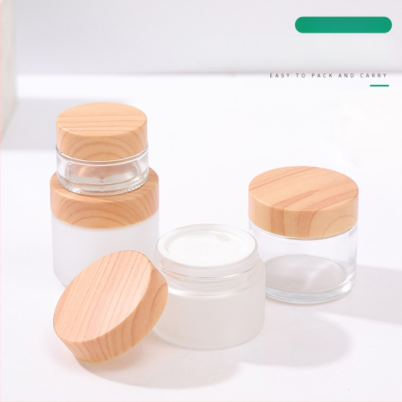 Flacon dozator din sticlă cu finisaj mat, model lemn, pentru creme de față și ochi și loțiune de corp, recipient cosmetic portabil