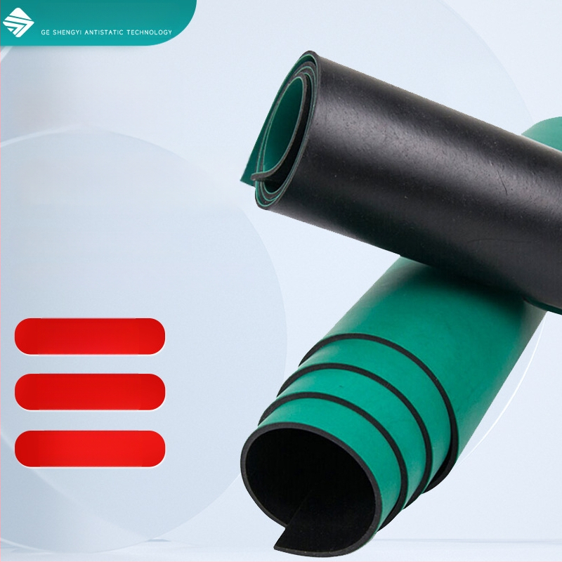 Covoraș din cauciuc anti-static, rezistent la uzură și temperatură, finisaj mat sau lucios, disponibil într-o varietate de culori.