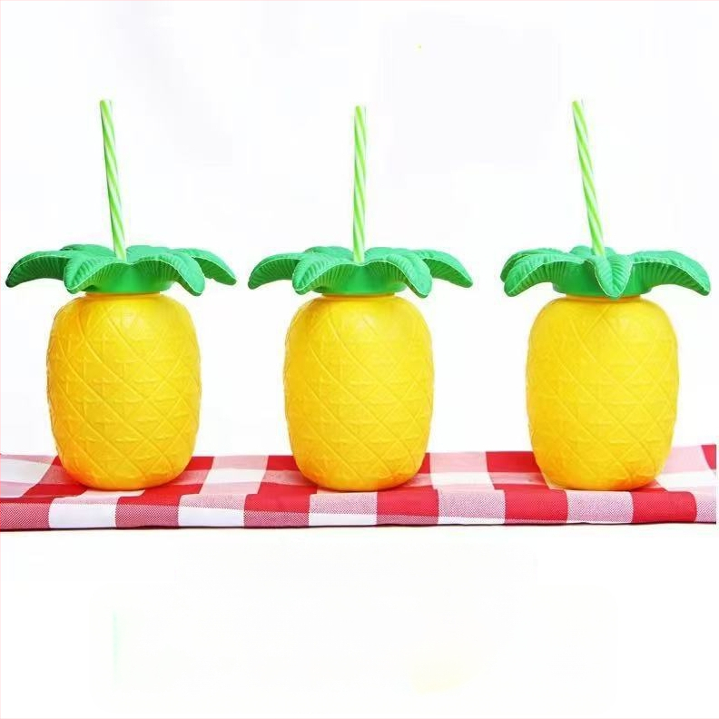 Pahar plastic în formă de ananas, cu pai