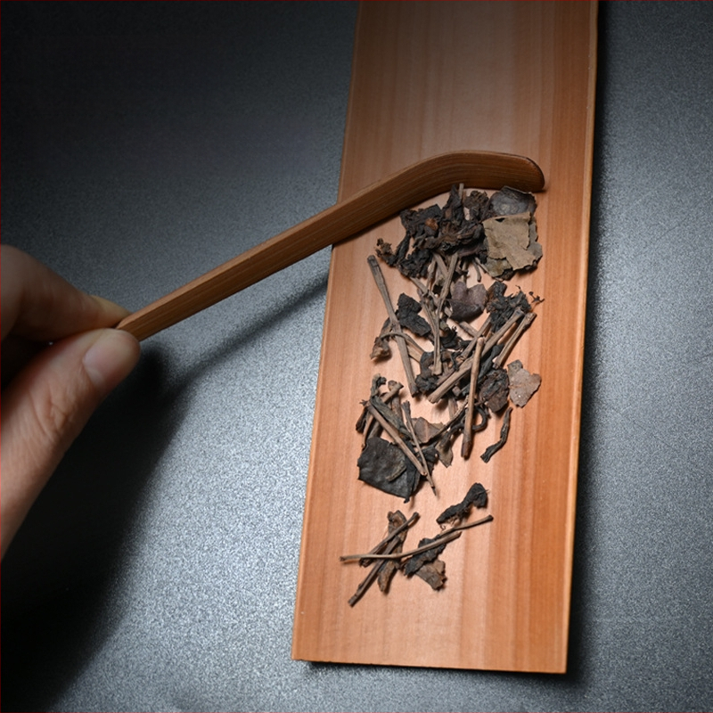 Set de ceai din bambus pentru ceremonial Kung Fu cu accesorii – clemă pentru ceai, ac pentru ceai, linguriță pentru ceai, suport pentru ceai și set cu șase unelte