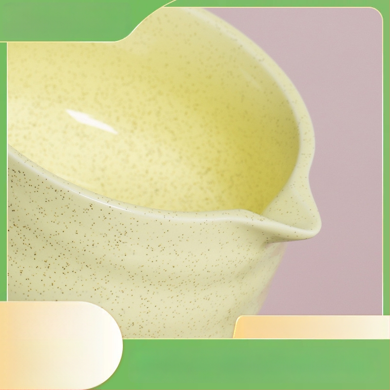 Set de ceai matcha din ceramică, două piese, design minimalist