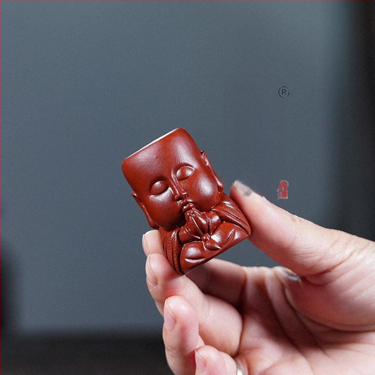 Tea pet din lut purpuriu Yixing cu accesorii Dahongpao și Buddha Maitreya, ornament din lut purpuriu brut pentru îngrijire