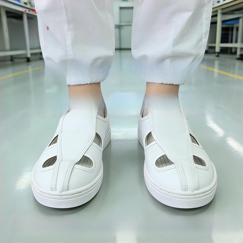 Pantofi antipstatic cu patru orificii, talpă PVC, respirabili, fără miros pentru spații curate în industriile alimentară și farmaceutică