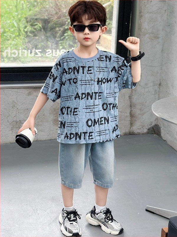 Set de vară pentru băieți, două piese: tricou cu mâneci scurte și pantaloni scurți din denim, stil coreean