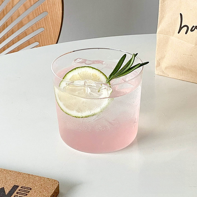Pahar din sticlă pentru cocktailuri, foarte ușor, fără mâner, stil japonez; pentru iced Americano, latte, ceai și băuturi reci; formă rotundă, strat unic, culoare solidă.