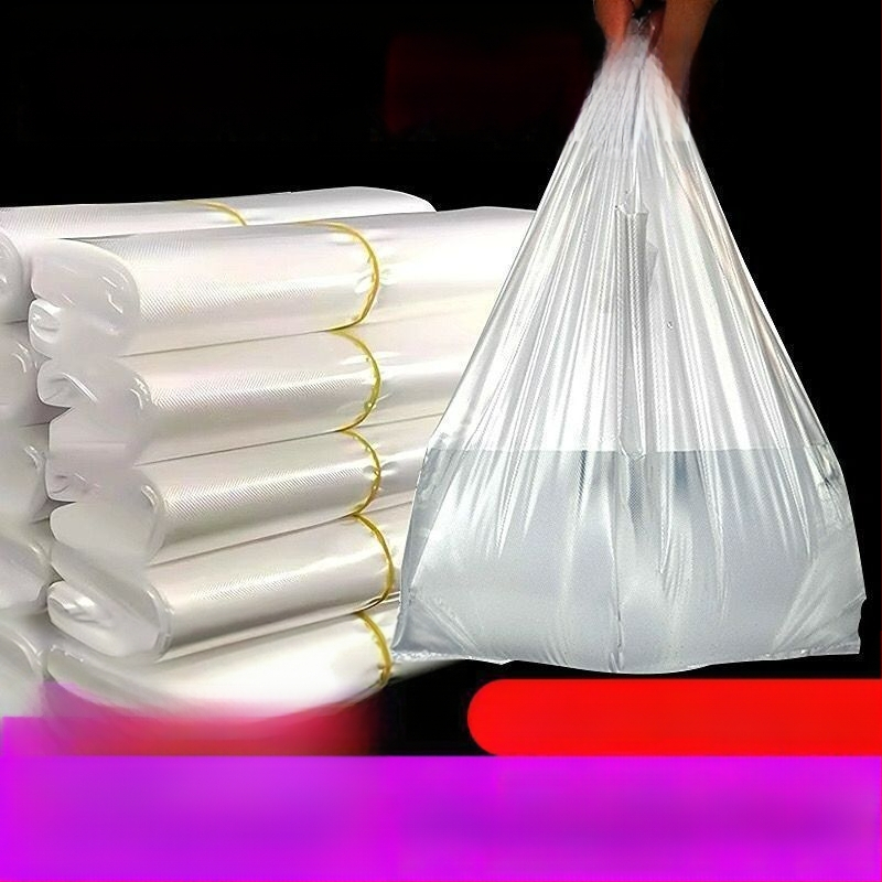 Saci de plastic albi, transparenți, de unică folosință pentru livrarea mâncării