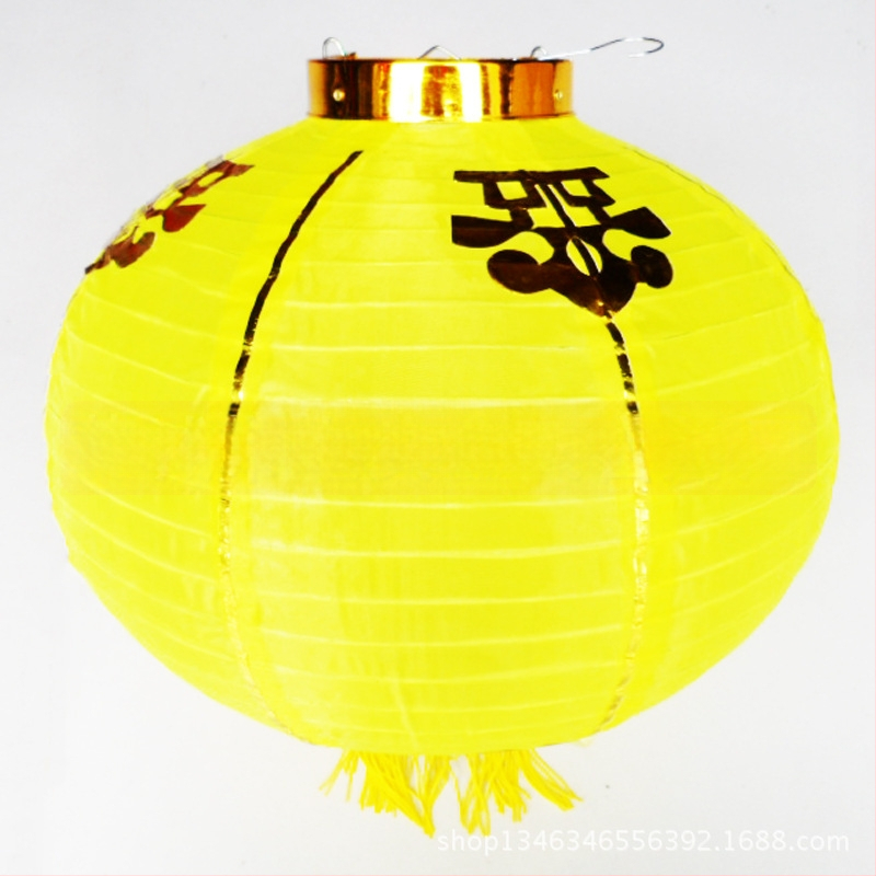 Fenaruri colorate în stil chinezesc pentru decor festiv