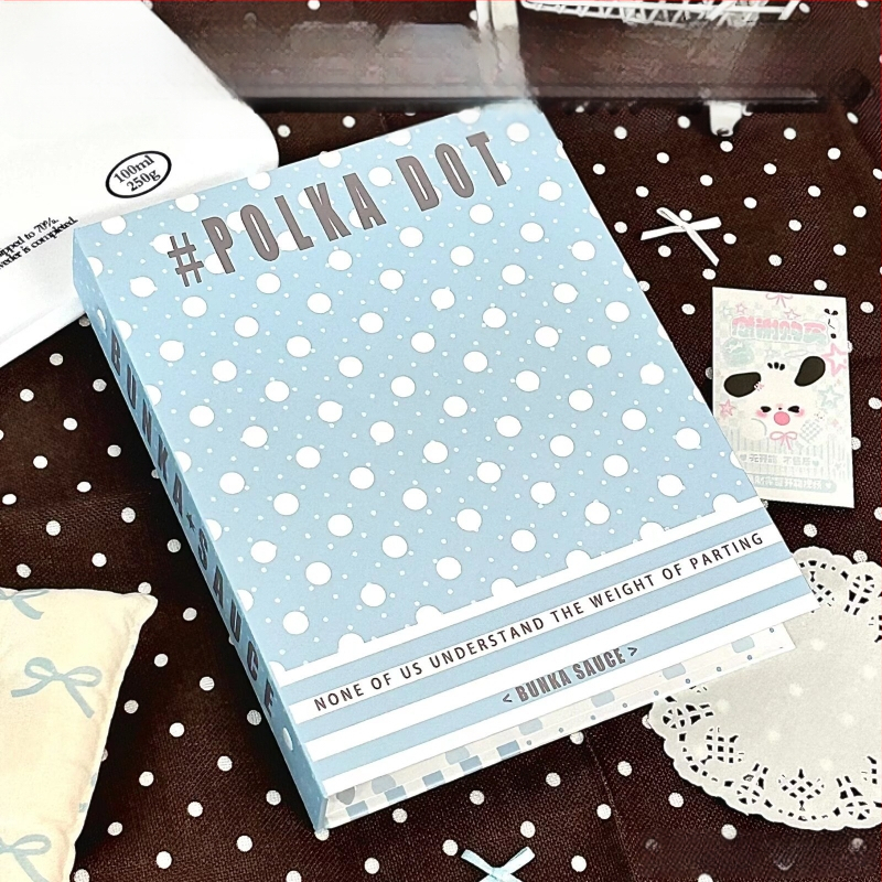 Colecție de albume foto A5 cu patru compartimente, design minimalist cu buline, pentru carduri idol de 3 inch