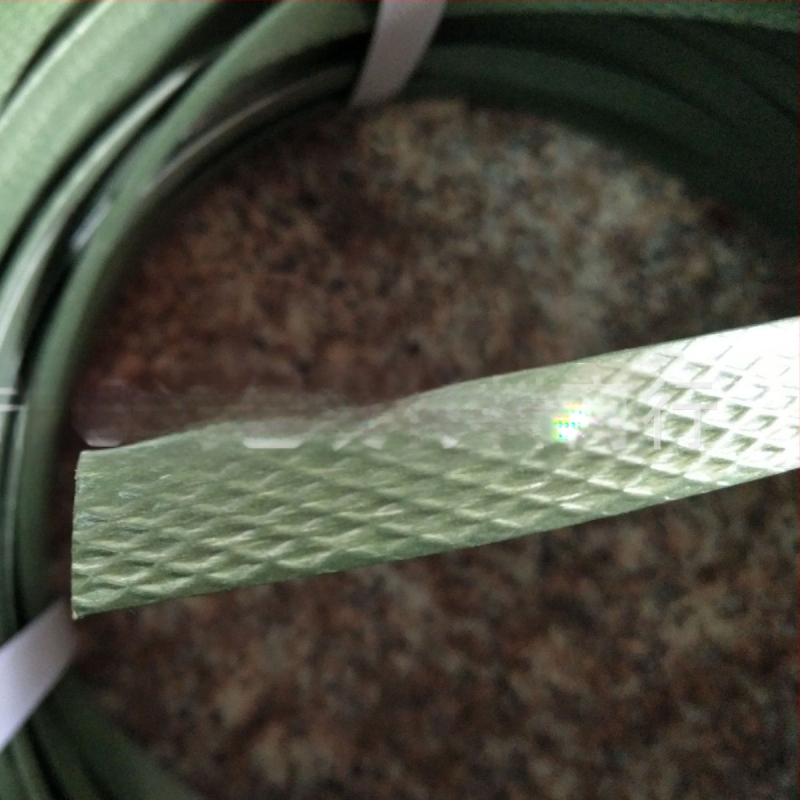 Bandă PVC verde militar, curea de ambalare manuală, lățime 14 mm, grosime 1,4 mm, rezistență la tracțiune 246,9 kg, greutate netă 10 kg
