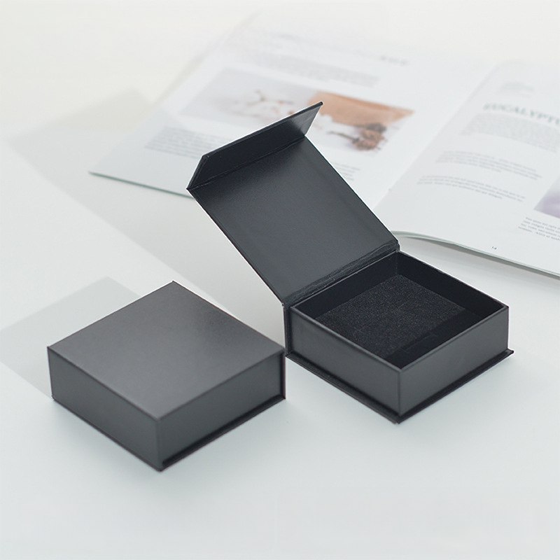Cutie de bijuterii cu capac rabatabil, cutie neagră de cadou, imprimare de logo personalizabilă, ambalaj elegant pentru coliere de perle