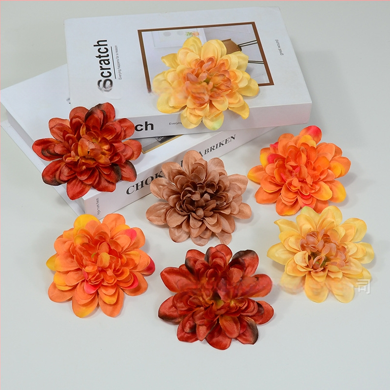 Flori de mătase în nuanțe de toamnă, dalii și crizanteme, pentru accesorii de dans și decor