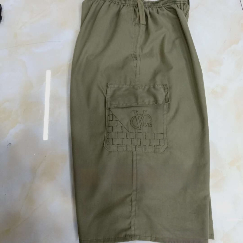 Pantaloni cargo pentru bărbați, 3/4 lungime, mai multe buzunare, bumbac, talie elastică, culoare solidă, pantaloni casual de vară