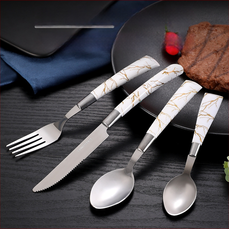 Set din oțel inoxidabil pentru tacâmuri occidentale: cuțit, furculiță și lingură; cuțit de steak; design marmorat pentru uz casnic