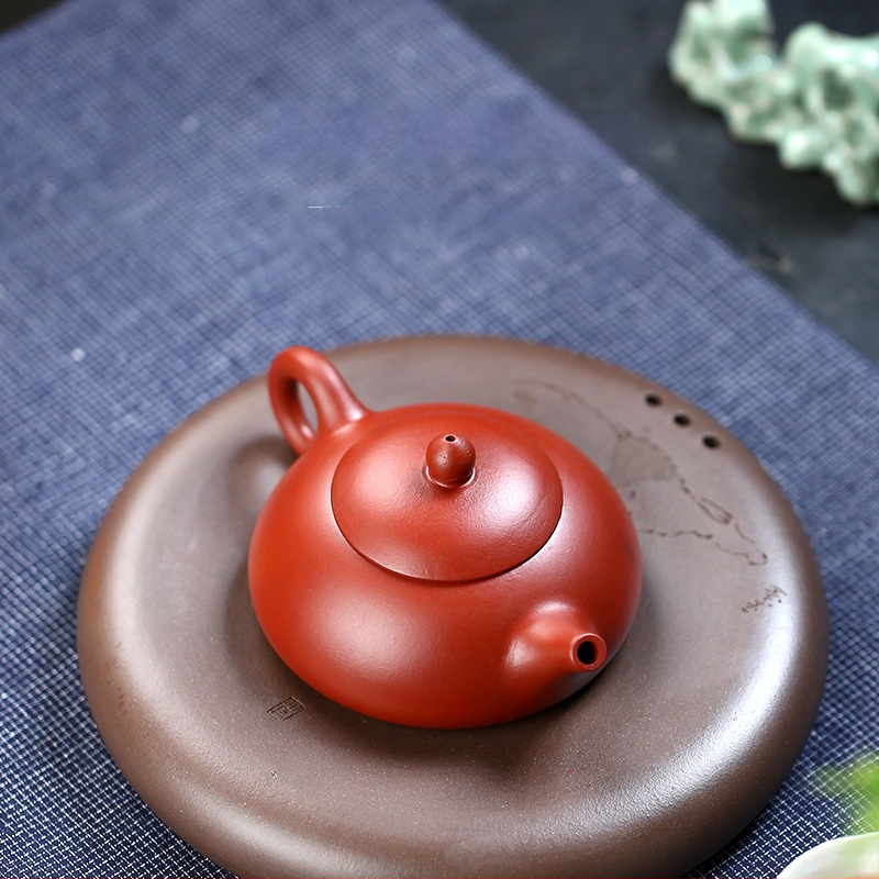 Ceainic din lut mov, lucrat manual, stil Dahongpao Dongpiao, 12669
