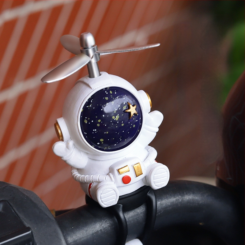 Decor din rășină cu astronaut spațial, stil modern, pentru biciclete electrice și motociclete