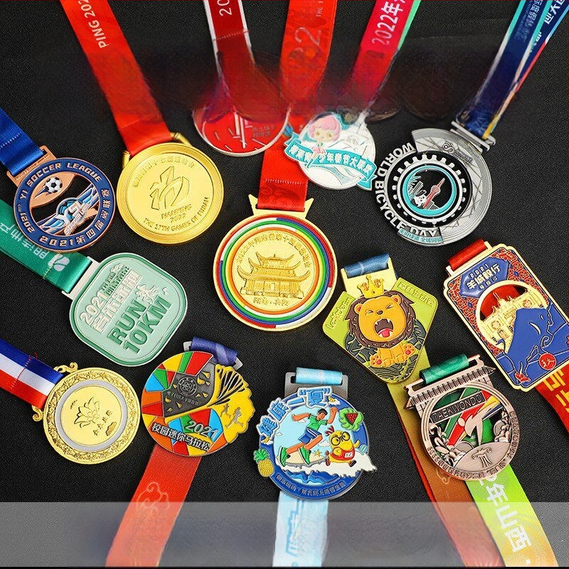 Prilagođene metalne medalje za sportske događaje: maraton, trčanje, planinarenje; zlatne, srebrne i brončane medalje