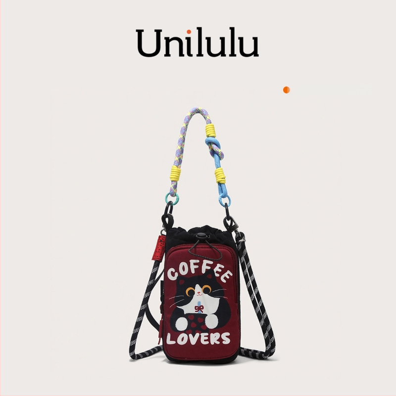 Geantă crossbody drăguță cu desene animate pentru eleve, stil Ins, design de nișă, model 2026, elegantă și unică pe umăr