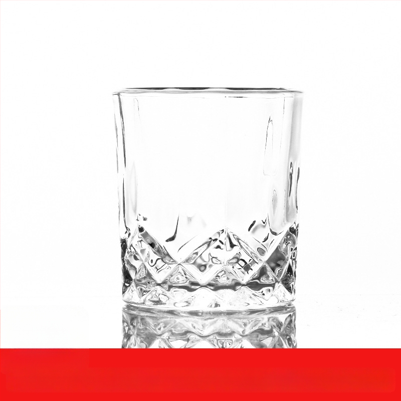 Σετ γυάλες ευρωπαϊκού στυλ: ποτήρια κρασιού, ουίσκι και μπύρας