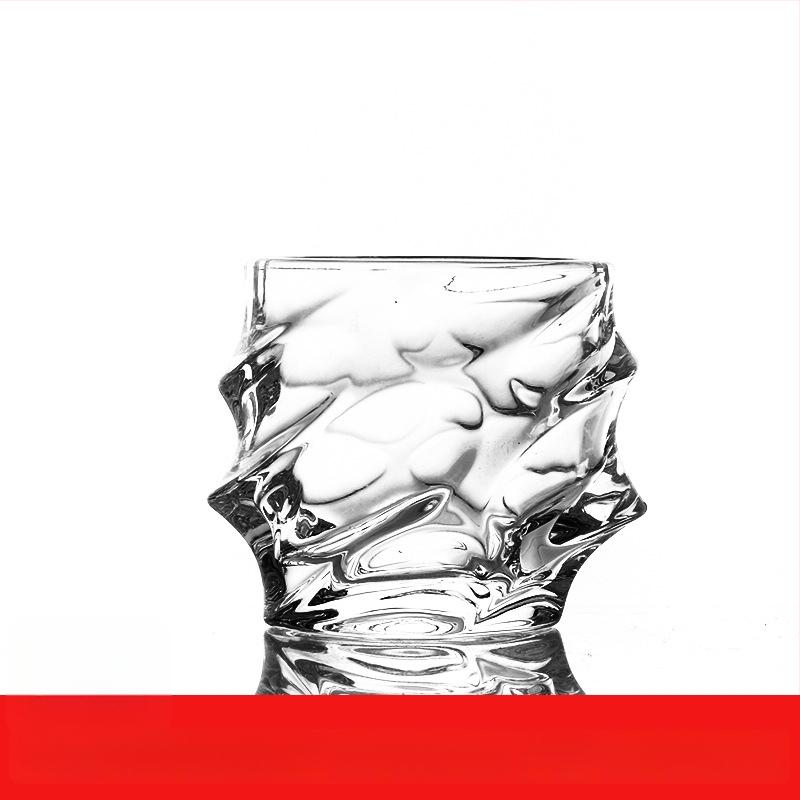 Σετ γυάλες ευρωπαϊκού στυλ: ποτήρια κρασιού, ουίσκι και μπύρας