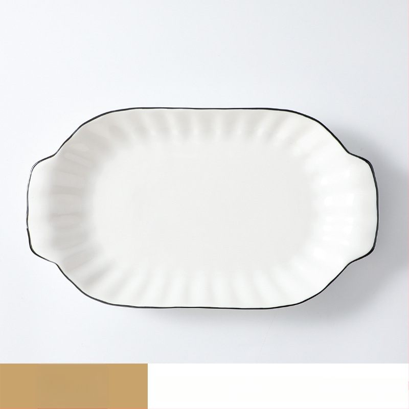 Porcelánból készült osztott tál több rekesszel, elérhető két- és háromrekeszes kialakításban; gyümölcstál és gyermekeknek való reggelizőtál.