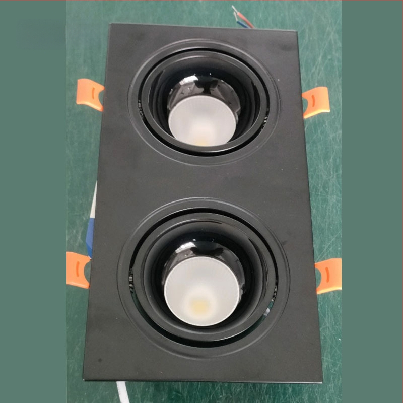 COB τετράγωνο φωτιστικό προβολέα με σχάρα, LED downlight οροφής με μία, δύο ή τρεις κεφαλές για εμπορικά κέντρα, αίθουσες έκθεσης και σαλόνια