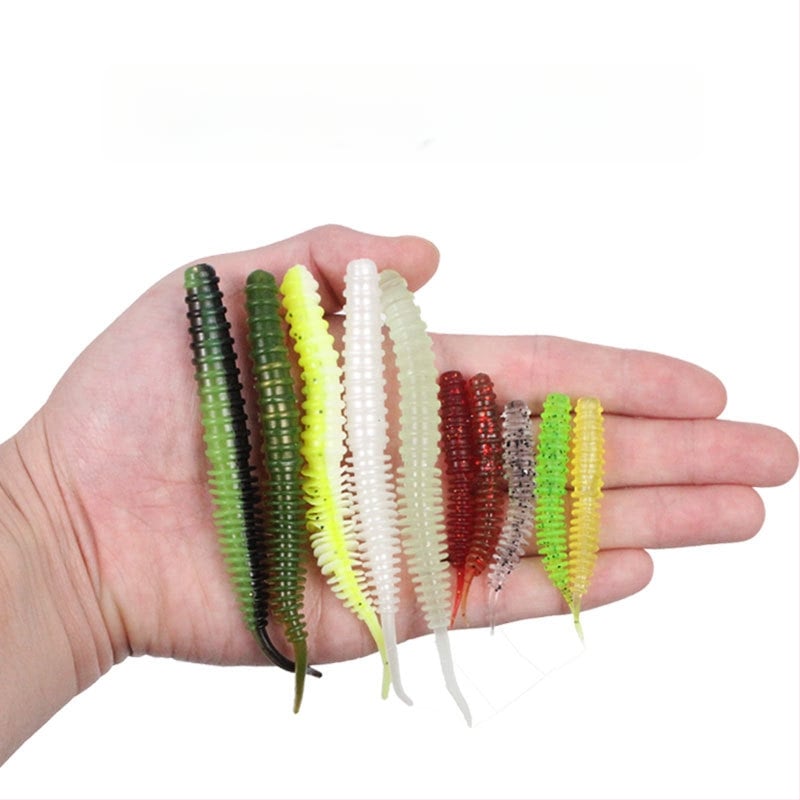 Tűfarokkal ellátott puha csali, bordázott, 6 cm vagy 11 cm hosszú, könnyed mozgású féreg, édesvízi csalihalas, egyszínű vagy kétszínű