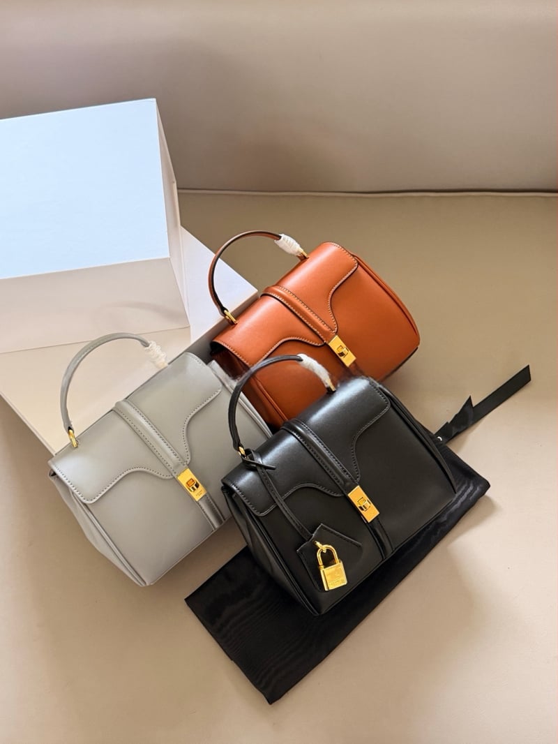 Geantă din piele naturală Arc de Triomphe Mini – geantă mică pentru umăr și crossbody, finisaj satin