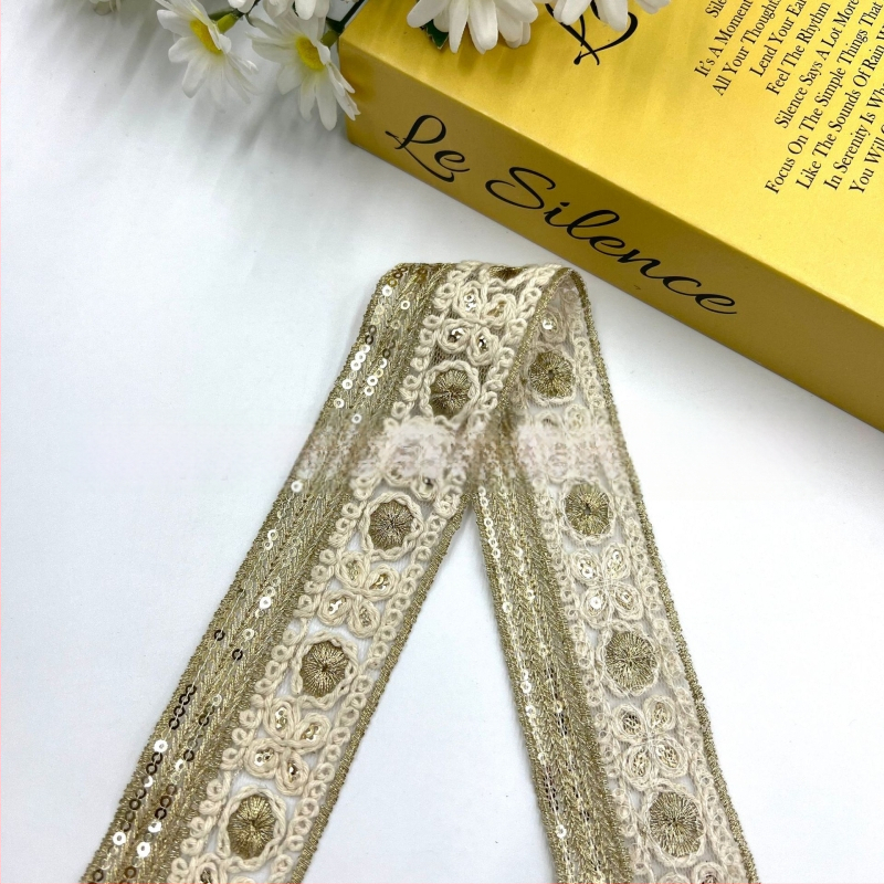 Round Dream dantelă cusută în stil etnic, lățime 4,5 cm, bază de plasă vintage, broderie cu fir de bumbac și paiete aurii