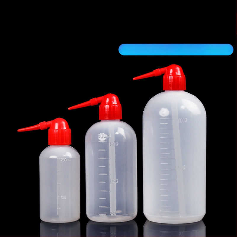 Személyre szabható műanyag laboratóriumi mosóflaska piros kupakkal, 250 ml és 1000 ml, görbült nyílás és hegyes vég, PE