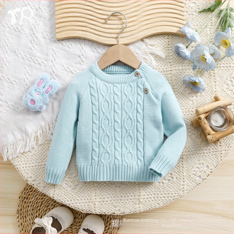 Πλεκτό πουλόβερ για αγοράκι σε πολύ χαμηλές τιμές για νέο μωρό, μπλε, με στρογγυλή λαιμόκοψη και κουμπιά, σε πολύ καλές τιμές