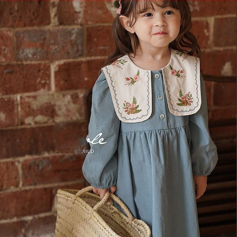 2025 Άνοιξη Κορίτσια Κορεάτικο Στυλ Νέα Μεγάλη Κεντημένη Φούστα Πέτο Γλυκό Κομψό Δασικό Στυλ Κορεάτικο Στυλ Βρεφικό Φόρεμα