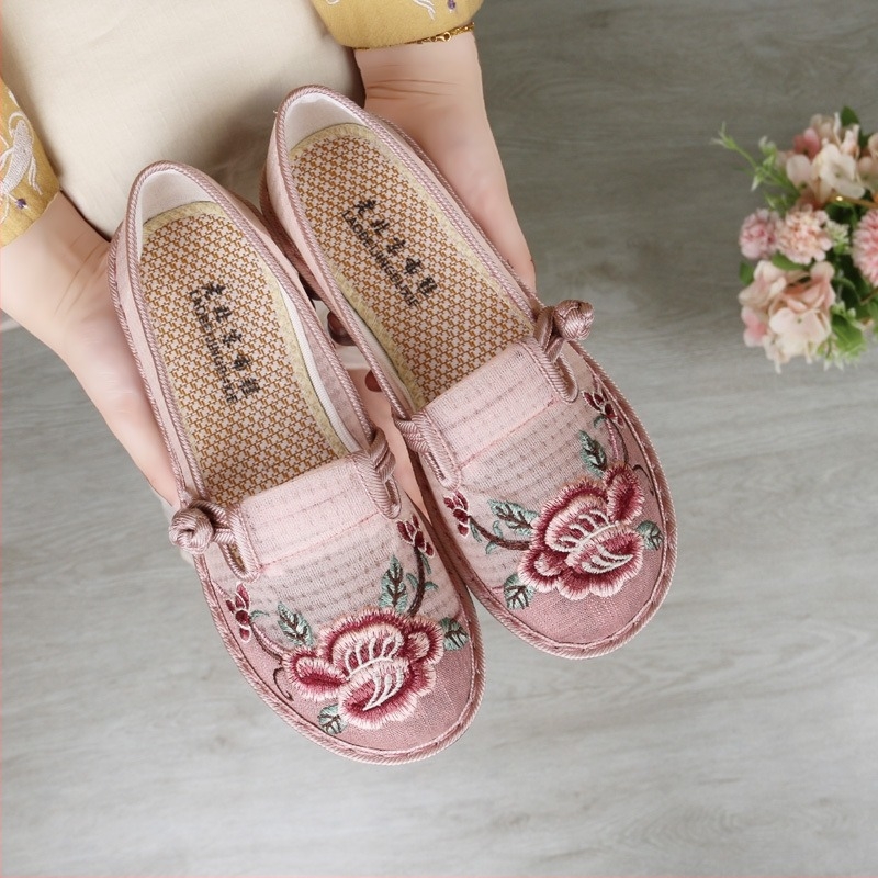 Γυναικεία καλοκαιρινά παπούτσια από μετάξι μεταξωτού πλέγματος, παλιά υφασμάτινα παπούτσια Πεκίνου, με μαλακή σόλα, άνετα αντιολισθητικά παπούτσια για μεσήλικες και ηλικιωμένους, με κεντημένο ύφασμα από πλέγμα